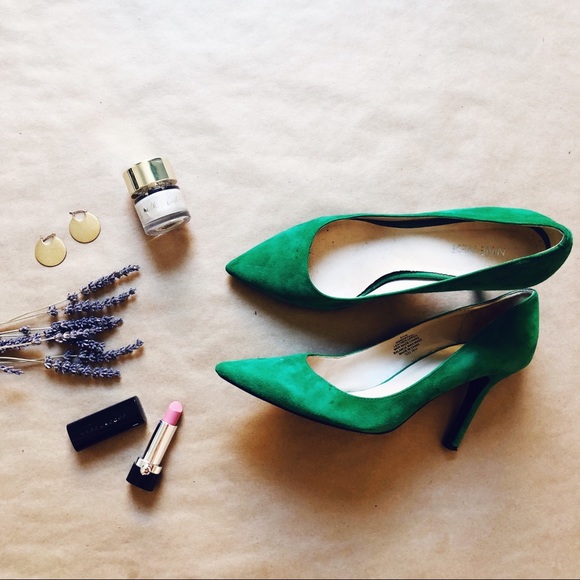 Nine West Shoes - Kelly Green Pointy Toe Pumps
